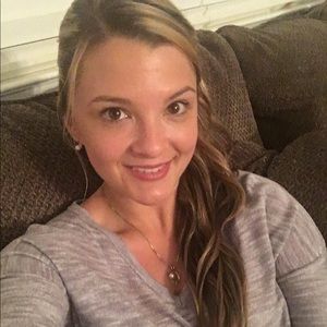 Meet your Posher, Samantha gray